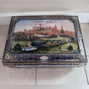 Lebkuchen-Schmidt Nurnberg Collectible Tin